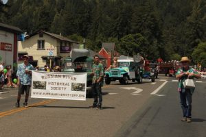 RRHS entry in the Stumptown Daze parade